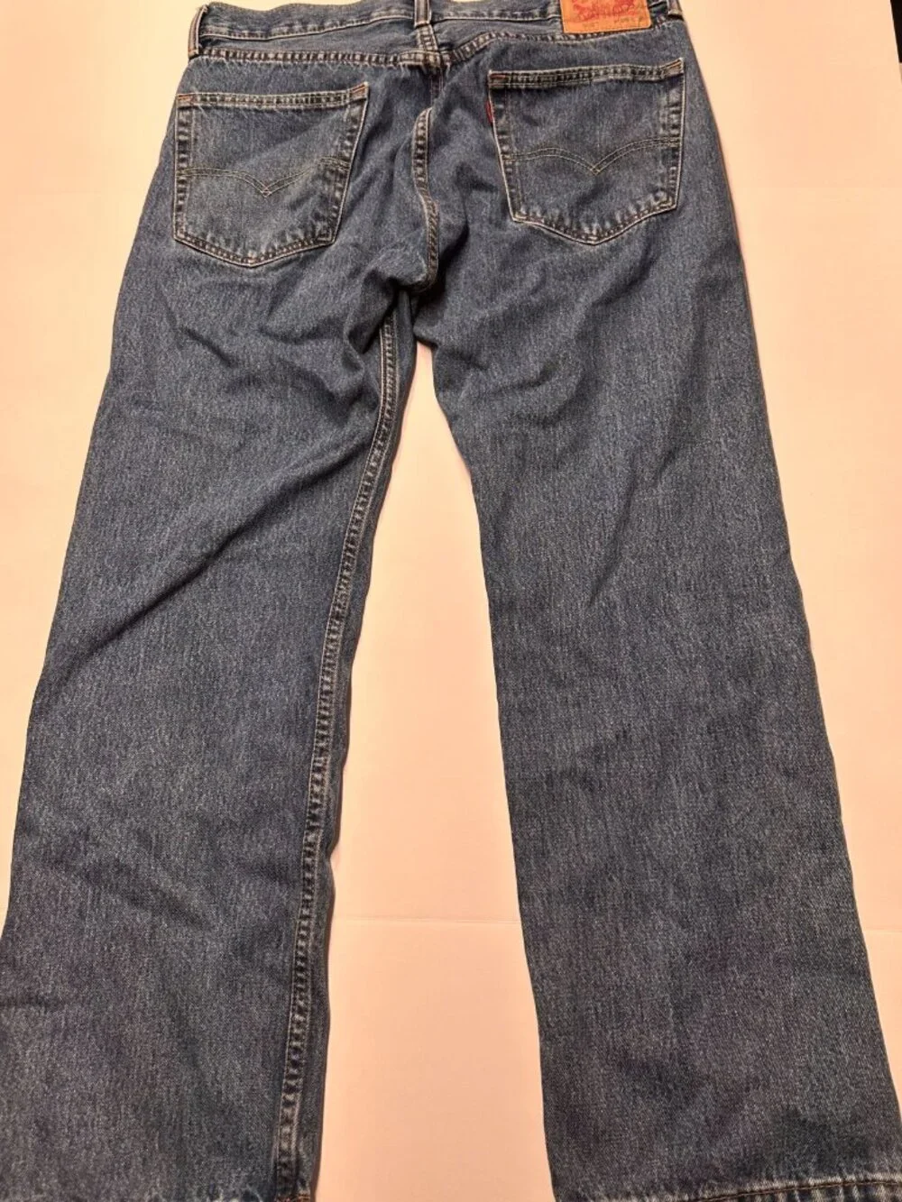 Levi’s 505 Regular Fit Jeans 36x30 Straight Leg Medium Wash Zip Fly Denim